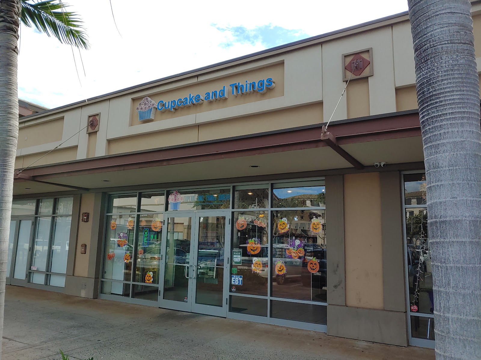 Cupcake and Things Bakery