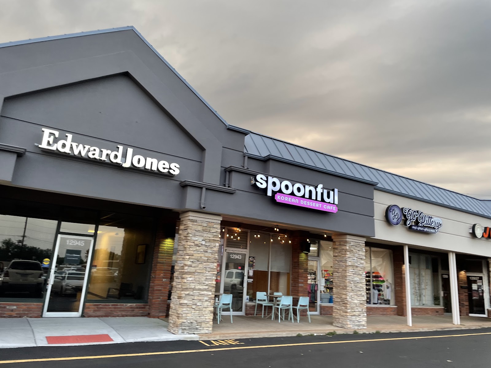 Spoonful Desserts - Creve Coeur
