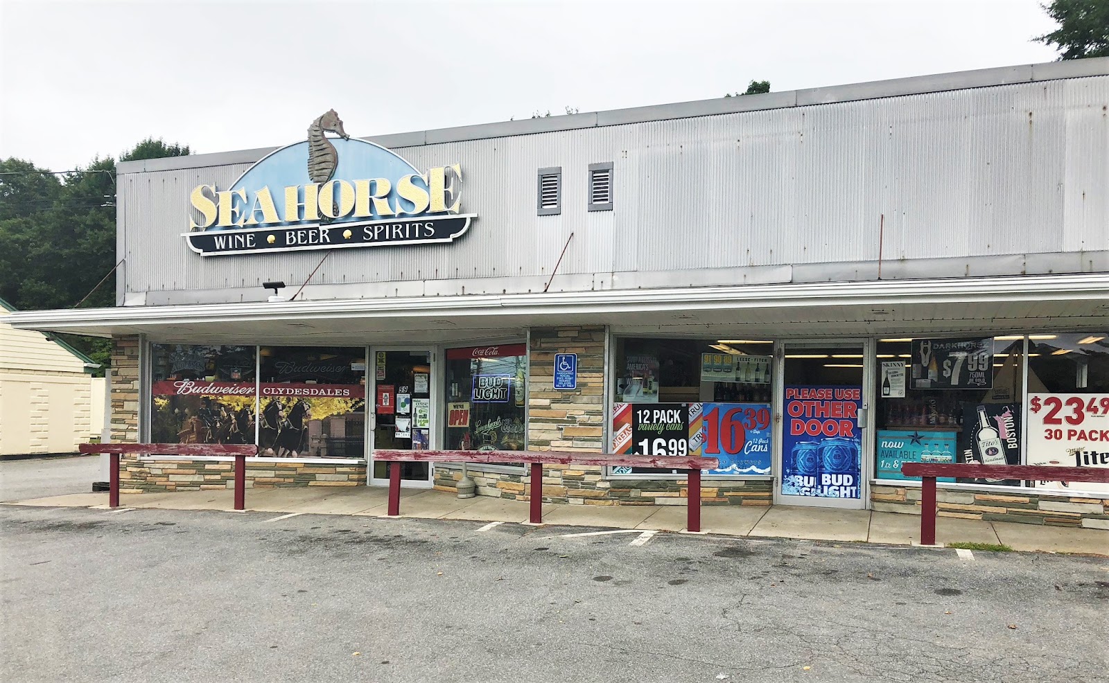 Seahorse Wine & Spirits